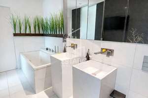 3-Zimmer-Designwohnung mit TG-Stellplatz, Südterrasse & 90 m² Garten in prämiertem Neubauensemble – Die vollständige Adresse der Immobilie erhältst du vom Anbieter., 10247 Friedrichshain, Berlin – Vorschaubild 13