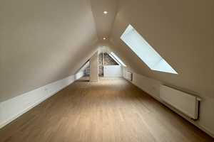 Altbauwohnung in bester Innenstadtlage! – Karlsruhe – Vorschaubild 1
