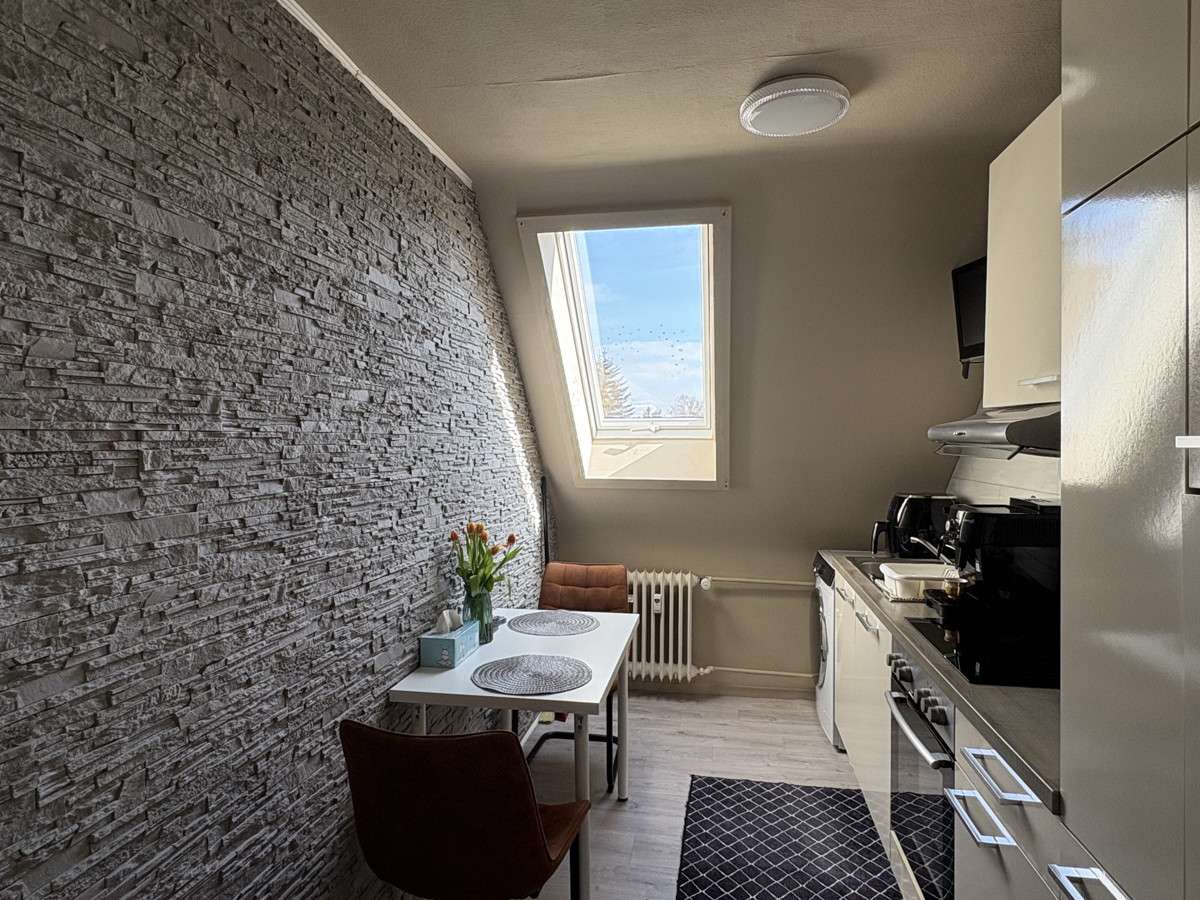 Immobilie in Bad Nenndorf - KARSTEN IMMOBILIEN ermöglicht Ihnen: Moderne DG-Wohnung mit großem Balkon und Top-Ausstattung - Bild 7