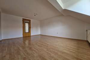 Gepflegte, renovierte 3,5 Zimmer Wohnung (Provisionsfrei) für 2-3 Personen im Zentrum von Düsseldorf – Die vollständige Adresse der Immobilie erhältst du vom Anbieter., 40215 Friedrichstadt, Düsseldorf – Vorschaubild 28