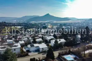 Einfamilienhaus in Top-Lage mit Garage & großem Garten, Perfekt für Familien, mit Blick auf die Burg – Zollernalbkreis – Vorschaubild 6