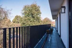 Helles Vollmöbliertes Penthouse Apartment in Neubau (3 Zimmer/121qm+Parking+Gym-Room) [ENG+DE+ESP] – Weinbergerstraße 61, 81241 Pasing, München – Vorschaubild 49