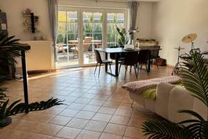 Traumhafter Bungalow in phantastischer Feldrandlage im begehrten Bäk – Die vollständige Adresse der Immobilie erhältst du vom Anbieter., 23909 Bäk – Vorschaubild 7