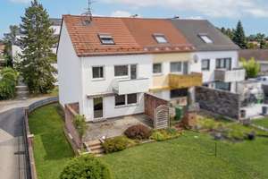 Mehr Garten. Mehr Raum. Mehr Zuhause. - Reihenendhaus mit Garten und Garage in Wendelstein – Die vollständige Adresse der Immobilie erhältst du vom Anbieter., 90530 Wendelstein – Vorschaubild 1