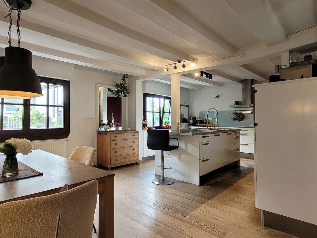 Immobilie in Eitorf - MANNELLA *Alt und neu harmonisch kombiniert* Stilsicher modernisiertes Haus für Individualisten - Bild 0