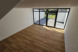 Neuwertiges Reihenmittelhaus mit PV-Anlage, Fußbodenheizung, neuem Dach, eigenem Garten & Garage – Die vollständige Adresse der Immobilie erhältst du vom Anbieter., 27753 Deichhorst, Delmenhorst – Vorschaubild 8