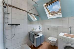 Großzügige Maisonette mit 2 Balkonen & sonniger Südterrasse in Köln-Sürth – 50999 Sürth, Köln – Vorschaubild 5