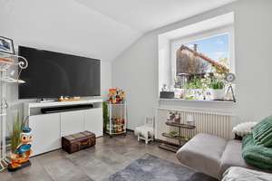 Provisionsfrei: Neuwertiges Einfamilienhaus mit PV-Anlage, Garten und Carports – Die vollständige Adresse der Immobilie erhältst du vom Anbieter., 76332 Bad Herrenalb – Vorschaubild 4