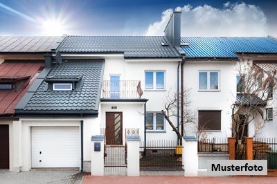 Einfamilien-Doppelhaushälfte mit Garage - provisionsfrei