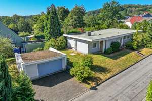 Freistehender Bungalow mit Einliegerwohnung & PKW-Garage in ruhiger Lage von Königswinter-Ittenbach – 53639 Königswinter – Vorschaubild 1