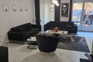 Exklusives Reihenhaus in Buckow mit Garten – urban wohnen im Grünen – Die vollständige Adresse der Immobilie erhältst du vom Anbieter., 12351 Buckow, Berlin – Vorschaubild 2