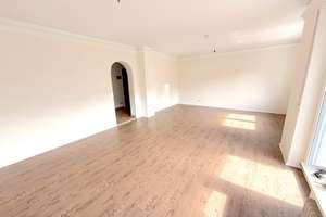Wundervolles Reiheneckhaus mit viel Platz für die Familie – Die vollständige Adresse der Immobilie erhältst du vom Anbieter., 89231 Neu-Ulm – Vorschaubild 11