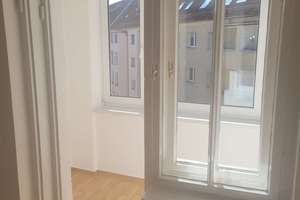 Eutritzsch - sonnige 3-Raum-Wohnung in ruhiger Lage mit Loggia und Tageslichtbad mit Wanne – Anhalter Straße 24A, 4129 Eutritzsch, Leipzig – Vorschaubild 5