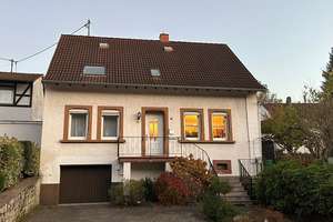 +++Freistehendes, gepflegtes Ein-bis Zweifamilienhaus mit sonnigem Gartengrundstück, Photovoltaik... – Die vollständige Adresse der Immobilie erhältst du vom Anbieter., 66957 Eppenbrunn – Vorschaubild 5