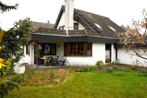 Viel Freiraum in Sigmaringen-Laiz: Großzügiges Einfamilienhaus mit 7 Zimmern – Die vollständige Adresse der Immobilie erhältst du vom Anbieter., 72488 Sigmaringen – Vorschaubild 3