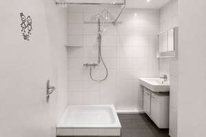 Vermietete 2-Zimmer-Wohnung mit Tiefgarage und Wasserblick – 30177 List, Hannover – Vorschaubild 11