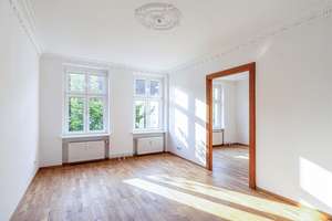 Altbauwohnung mit liebevollen Details nahe dem Tempelhofer Feld – Die vollständige Adresse der Immobilie erhältst du vom Anbieter., 12051 Neukölln (Ortsteil), Berlin – Vorschaubild 1