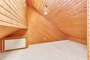 Architektenhaus mit zwei Wohneinheiten, Sauna, großem Grundstück und Waldrandlage zur Modernisierung – Die vollständige Adresse der Immobilie erhältst du vom Anbieter., 64289 Kranichstein, Darmstadt – Vorschaubild 38