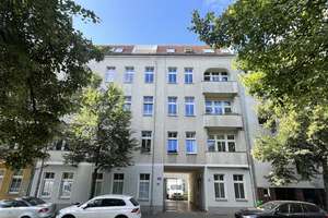 Kleine Wohnung in ruhiger zentraler Lage zum Sofortbezug möbliert oder unmöbliert – Die vollständige Adresse der Immobilie erhältst du vom Anbieter., 10409 Prenzlauer Berg, Berlin – Vorschaubild 2