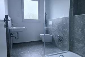 Erstbezug nach Kernsanierung: 2,5-Zimmer-Wohnung im Dachgeschoss-Bezugsfertig /Gemeinschaftsterrasse – Kölner Straße 350, 47807 Fischeln, Krefeld – Vorschaubild 11