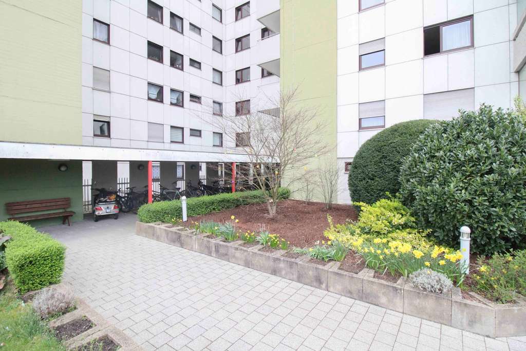 Immobilie in Kernen im Remstal - Attraktive 3-Zimmer-Wohnung mit Balkon in ruhiger Lage von Rommelshausen - Bild 0