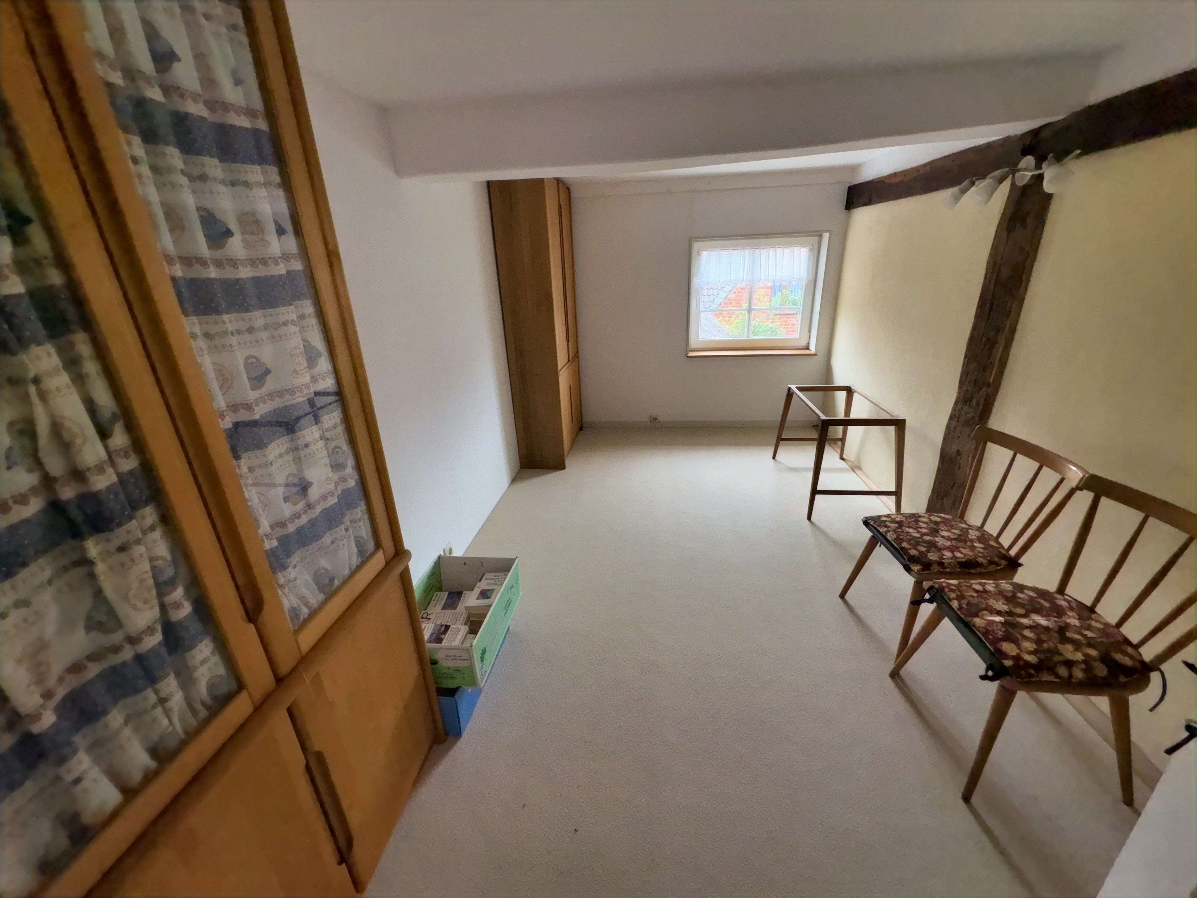 Immobilie in Barntrup - Historisches Vierständer-Dielenhaus mit außergewöhnlicher Substanz im Herzen von Barntrup - Bild 3