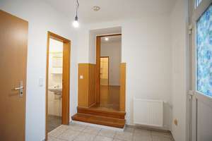 Anbau, eigene Terrasse, wie Bungalow! Wohnbereich gefliest, alles frisch weiß! – 46049 Lirich-Nord, Oberhausen – Vorschaubild 9