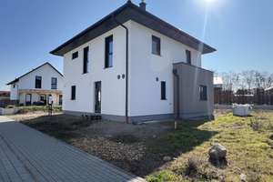Sie wollen nur noch einziehen? Stadtvilla zum Erstbezug! – Mühlenviertel 14, 4509 Zwochau – Vorschaubild 3