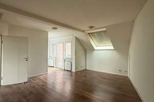 Große Maisonette-Wohnung mit 3 Balkonen! – Rathausstraße 18, 47166 Alt-Hamborn, Duisburg – Vorschaubild 8