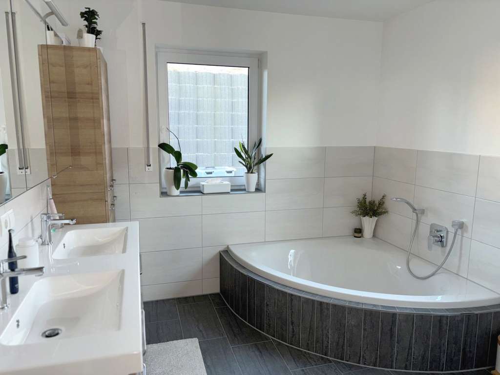 Immobilie in Zachenberg - Top Gelegenheit - Neuwertige, vermietete Doppelhaushälfte in Zachenberg Nähe Ruhmannsfelden - Bild 4