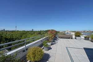 Attraktive, großzügige Dachterrassen-Wohnung mit Alpenblick und separater Einliegerwohnung – Die vollständige Adresse der Immobilie erhältst du vom Anbieter., 80796 Am Luitpoldpark, München – Vorschaubild 12