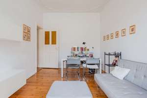 Bezugsfreie helle 2-Zimmerwohnung mit Balkon im Helmholtzkiez