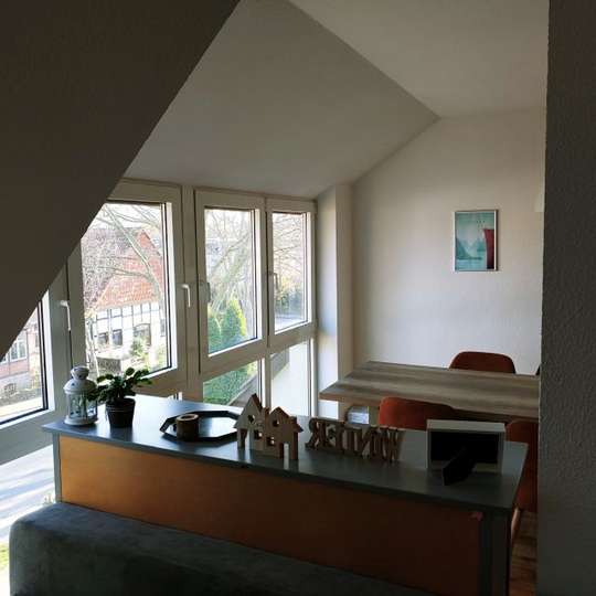 Wohnzimmer-/Esszimmer 2 Wohnzimmer-/Esszimmer 2