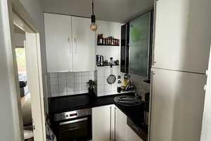 Geschmackvolle 2-Zimmer-Wohnung mit Einbauküche in München Schwabing-West – Georgenstraße 78, 80799 München – Vorschaubild 4