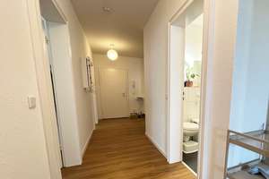 NEUES Bad* NEUER Boden* NEUES Wohngefühl* 3 Zimmer + Balkon, 2 neue Bäder, Abstellraum, Aufzug – Alteburger Straße 288, 50968 Bayenthal, Köln – Vorschaubild 6