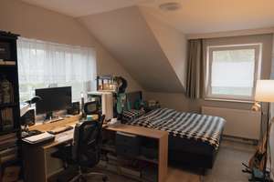 Gepflegte Doppelhaushälfte mit großem Garten und Garage in Düsseldorf-Gerresheim (Privatverkauf) – Glashüttenstraße 14, 40627 Gerresheim, Düsseldorf – Vorschaubild 14