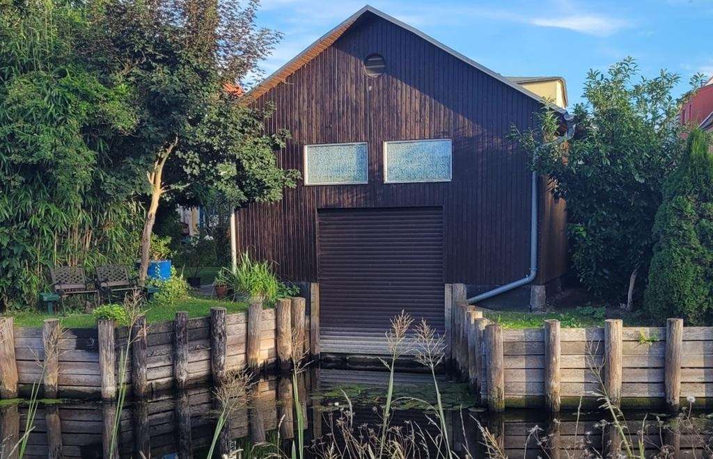 Immobilie in Neukalen - WASSERGRUNDSTÜCK - BOOTFAHREN BIS ZUR OSTSEE - Bild 2