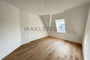 **Modernisierte 2,5-Zimmer-Dachgeschosswohnung mit offener Wohnküche & Fußbodenheizung** – Stephensonstraße 27, 1257 Leuben (Stadtteil), Dresden – Vorschaubild 5