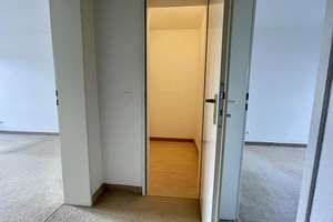 Großzügige 4-Zimmer-Wohnung in Lörick, Düsseldorf – Anrather Weg 2, 40547 Lörick, Düsseldorf – Vorschaubild 13