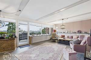 Property thumbnail 12