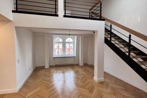 Lichtdurchflutete Galeriewohnung mit Dachterrasse und Aufzug – 39104 Altstadt, Magdeburg – Vorschaubild 9