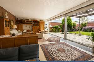 Alt-Gievenbeck: Großer Split-Level-Bungalow mit ca. 213 m² und einem zusätzlichen Grundstück!