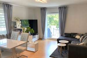 Helle, möblierte 2-Zimmer-Wohnung mit Balkon und Stellplatz in Stuttgart-Bad Cannstatt - frei ab 01. – Obere Waiblinger Straße 112-114, 70372 Schmidener Vorstadt, Stuttgart – Vorschaubild 2