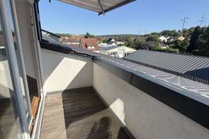 Großzügige Loft-Dachgeschosswohnung mit Terrasse und Blick auf Weinberge & Felder – Die vollständige Adresse der Immobilie erhältst du vom Anbieter., 75210 Keltern – Vorschaubild 4