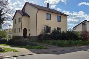Haus mit 2 Garagen & Baugrundstück Altforweiler 30m Front 1508m2 – Die vollständige Adresse der Immobilie erhältst du vom Anbieter., 66802 Überherrn – Vorschaubild 1