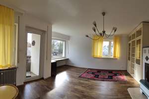 Schöne, neu renovierte 2-3 Zimmerwohnung in Nürnberg Mögeldorf mit Balkon in ruhiger Lage  – Die vollständige Adresse der Immobilie erhältst du vom Anbieter., 90480 Schmausenbuckstraße, Nürnberg – Vorschaubild 3