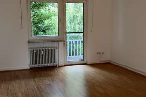 Top-Lage in Wiesbaden – Helle 3-Zimmer-Wohnung mit Balkon und Blick ins Grüne – Idsteinerstr. 25, 65193 Nordost, Wiesbaden – Vorschaubild 4