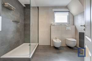 Modernisiertes Wohlfühl-Haus (6 Zi) in Rüsselsheim mit Terrassen & Wintergarten! Zentrale Top-Lage! – Die vollständige Adresse der Immobilie erhältst du vom Anbieter., 65428 Rüsselsheim am Main – Vorschaubild 16