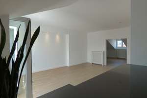 Prov-Frei: DG Kollwitzkiez, 3 Zimmer, ca. 96 m², Küche, Süd-Terrasse, Wannenbad, Maßmöbel – Sredzkistraße XX, 10435 Prenzlauer Berg, Berlin – Vorschaubild 4