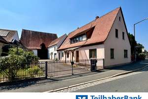 Einfamilienhaus mit Scheune in Erlangen-Eltersdorf